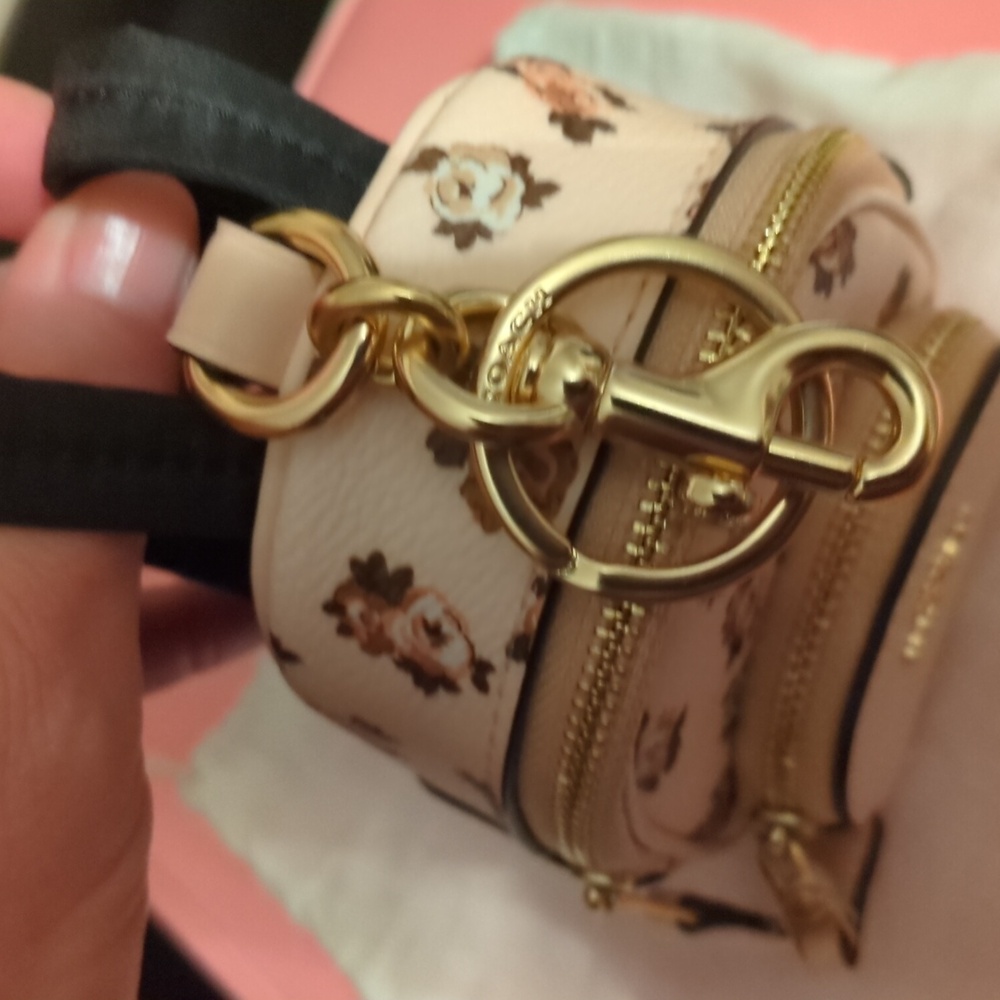 Coach Mini Court Backpack Bag Charm With Rosette Print in gold/blush multi - Picture 6 of 14